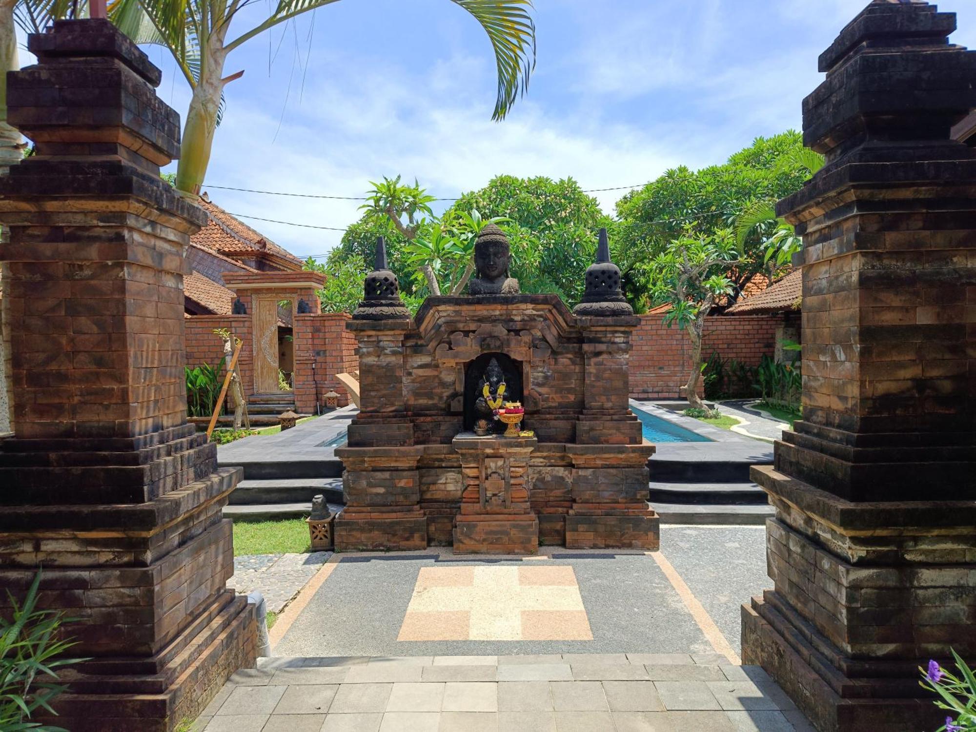 Mahe Garden Inn And Villas By Kamara Kuta Lombok Exteriér fotografie